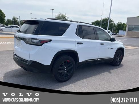 Used 2021 Chevrolet Traverse Premier w/ Redline Edition FWD image 5