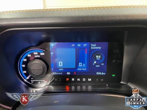 Used 2024 Ford Bronco Badlands image 16