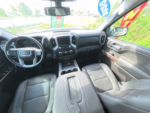 Used 2020 GMC Sierra 1500 SLT RWD image 14