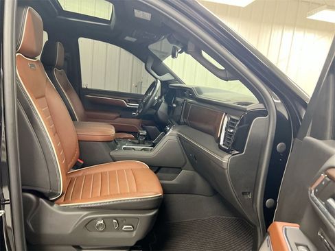 Used 2024 GMC Sierra 1500 Denali Ultimate image 5