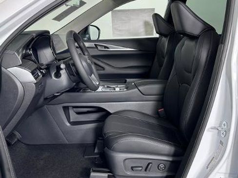 Certified 2026 INFINITI QX60 Pure w/ Cargo Package image 14