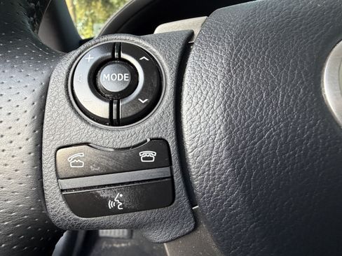 Used 2015 Lexus IS 250 w/ F-Sport Package RWD image 21