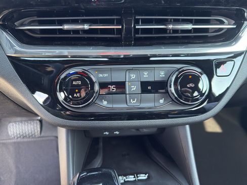 New 2026 Buick Envista Sport Touring FWD image 13