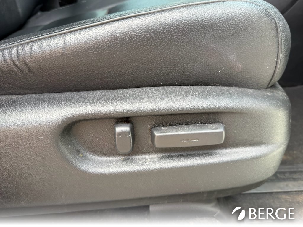 Used 2022 Honda Pilot Touring image 16