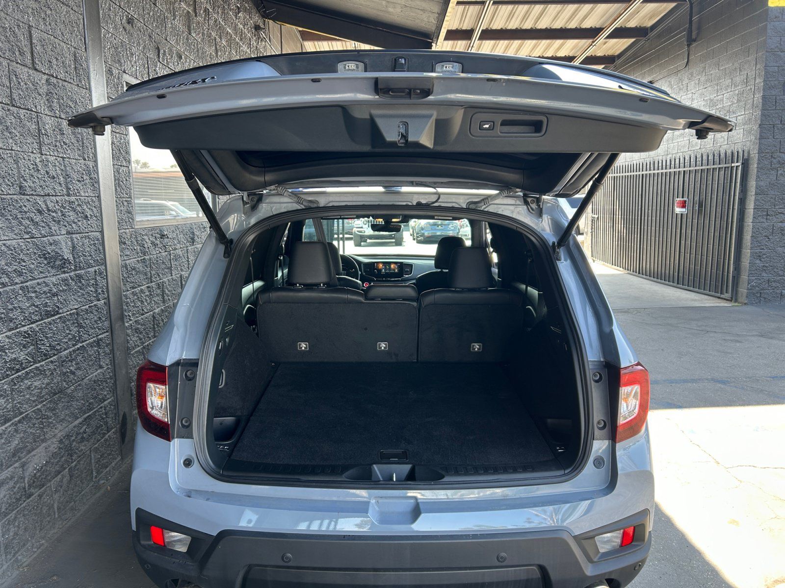 Used 2023 Honda Passport TrailSport image 18