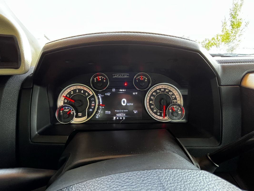 Used 2016 RAM 2500 Laramie AWD/4WD image 10