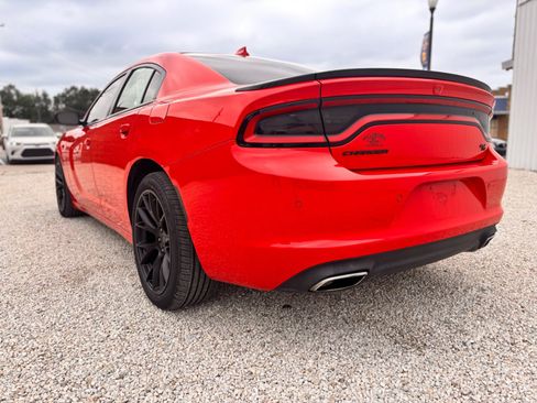 Used 2018 Dodge Charger R/T image 10