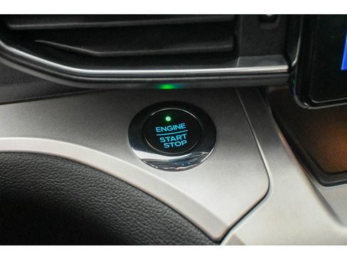 Used 2020 Ford Explorer XLT w/ Equipment Group 202A AWD/4WD image 47