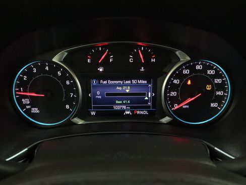 Used 2020 Chevrolet Equinox LT w/ Driver Convenience Package image 39