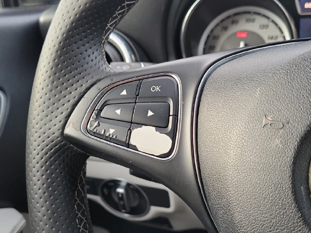 Used 2015 Mercedes-Benz CLA 250 image 20