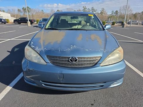 Used 2004 Toyota Camry LE image 12