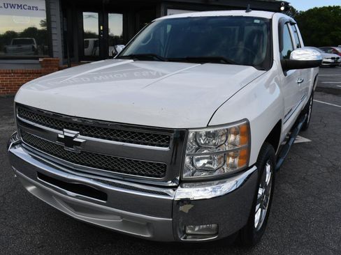 Used 2013 Chevrolet Silverado 1500 LT RWD image 2