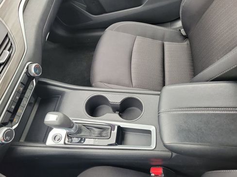 Used 2025 Nissan Altima 2.5 SV image 22