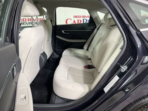 Used 2025 Hyundai Sonata SEL FWD image 22
