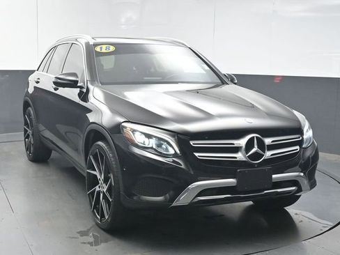 Used 2018 Mercedes-Benz GLC 300 image 2