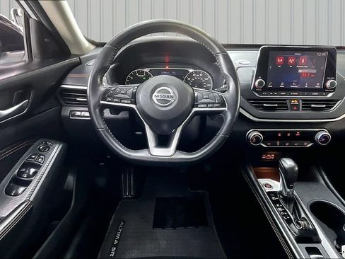Used 2020 Nissan Altima 2.5 SR AWD/4WD image 8