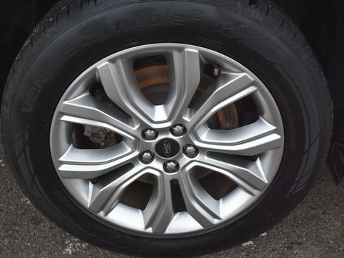 Used 2024 Ford Edge Titanium image 49