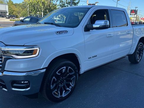 Used 2025 RAM 1500 Limited w/ Bed Utility Group image 8