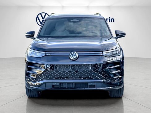 New 2026 Volkswagen Tiguan SE R-Line image 8