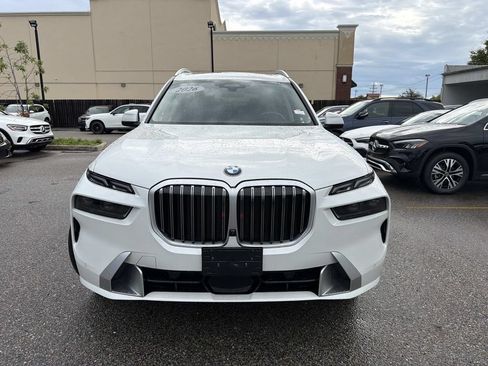 Used 2026 BMW X7 xDrive40i AWD/4WD image 2
