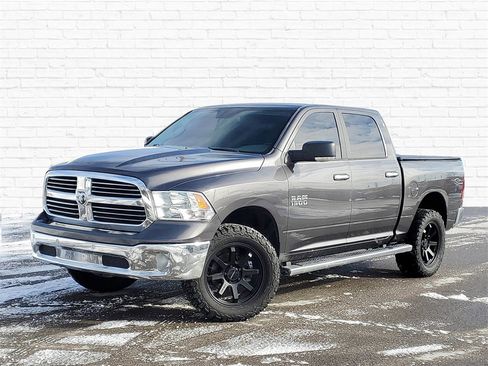 Used 2018 RAM 1500 Big Horn image 1