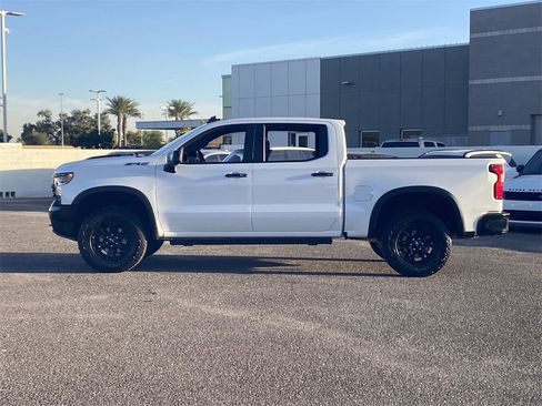 Used 2023 Chevrolet Silverado 1500 ZR2 w/ Technology Package image 31