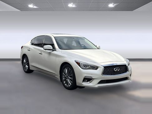 Used 2023 INFINITI Q50 Luxe w/ Cargo Package RWD image 7