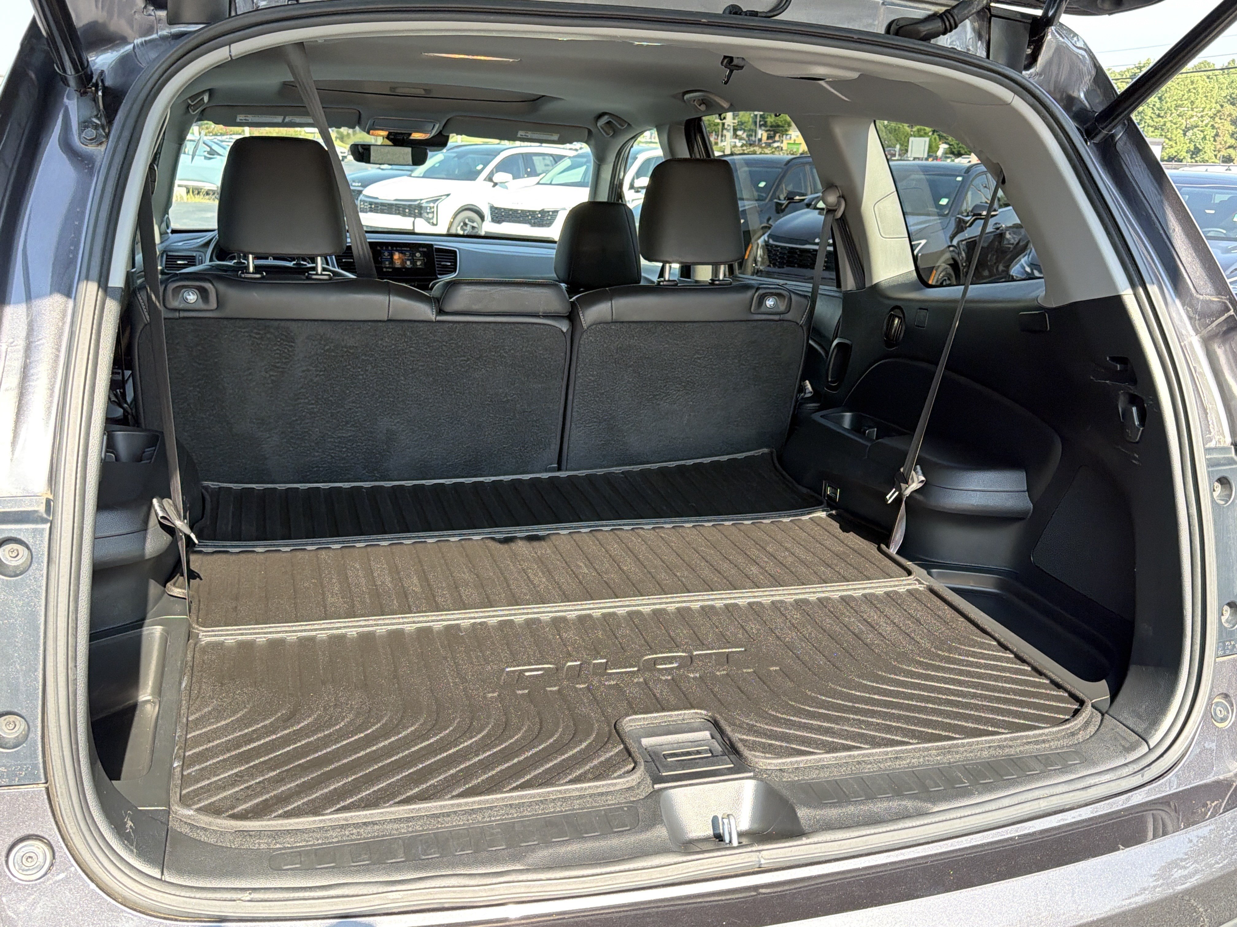 Used 2021 Honda Pilot Special Edition image 16