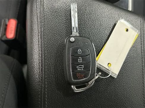 Used 2018 Hyundai Sonata SE image 32