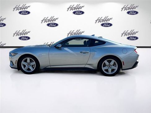 Certified 2026 Ford Mustang Premium RWD image 5
