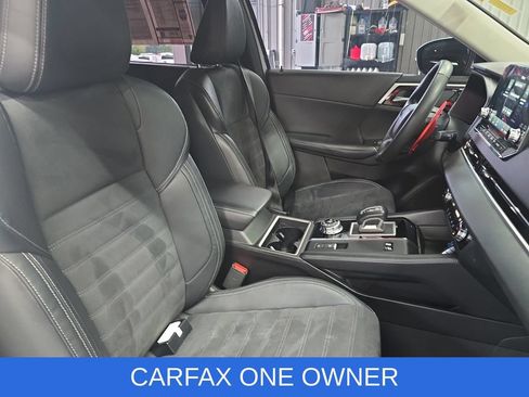 Used 2023 Mitsubishi Outlander 4WD Plug-In Hybrid image 10