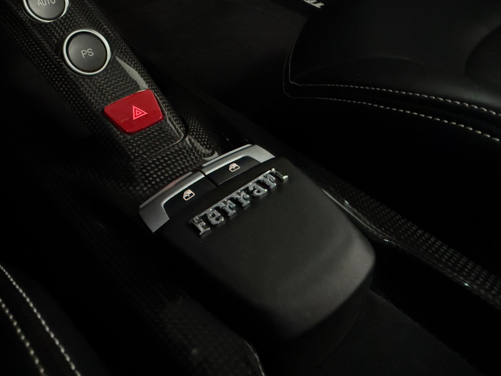 Used 2016 Ferrari 488 GTB RWD image 36