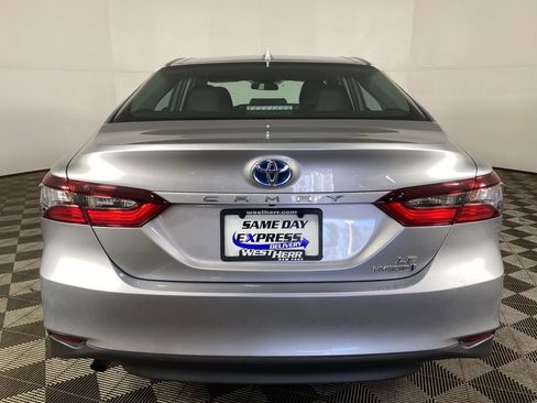 Used 2024 Toyota Camry LE image 18