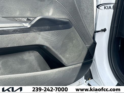 Used 2022 Kia K5 LXS image 22