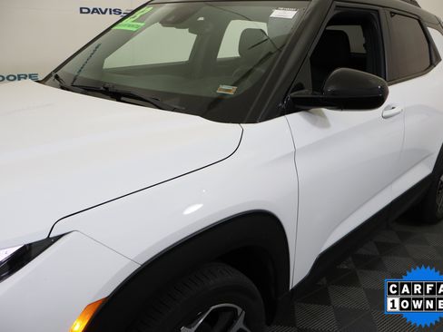 Used 2023 Chevrolet TrailBlazer RS w/ Convenience Package image 13
