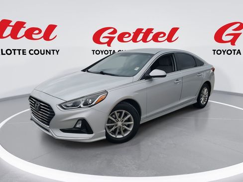 Used 2019 Hyundai Sonata SE image 1