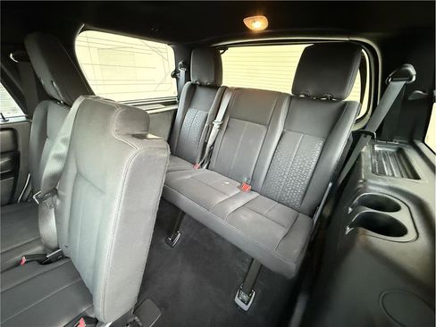 Used 2017 Ford Expedition XLT image 17