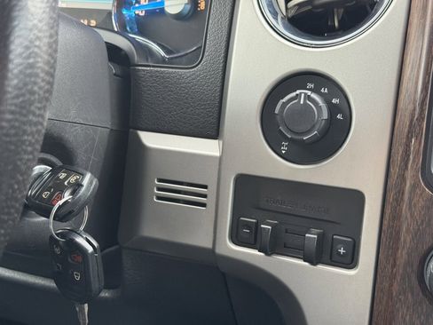 Used 2013 Ford F150 Lariat w/ Mid Equipment Group image 30