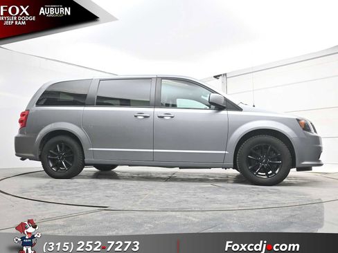 Used 2020 Dodge Grand Caravan GT image 23