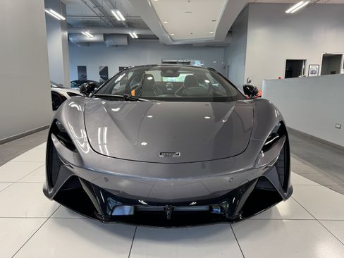 New 2026 McLaren Artura Spider image 9