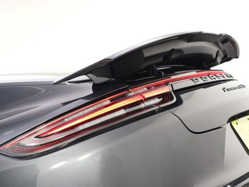 Used 2019 Porsche Panamera GTS image 63