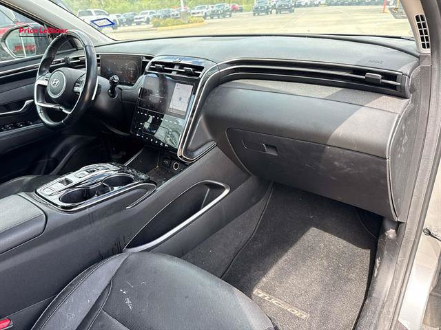 Used 2023 Hyundai Tucson Limited FWD image 13