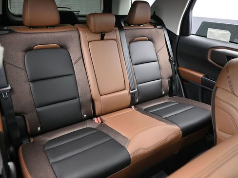 New 2025 Ford Bronco Sport Outer Banks w/ Sasquatch Outer Banks Package AWD/4WD image 30