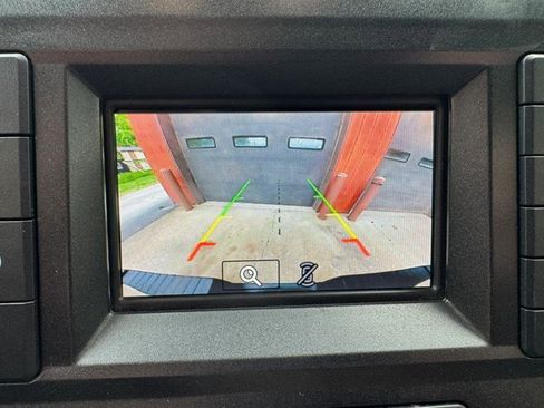 Used 2018 Ford F150 XLT AWD/4WD image 17