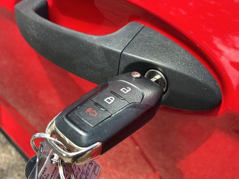 Used 2018 Ford EcoSport S FWD image 39