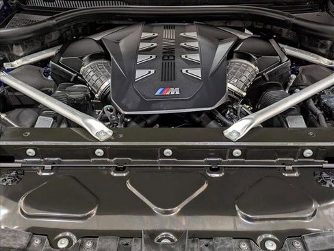 Used 2025 BMW X7 M60i image 26