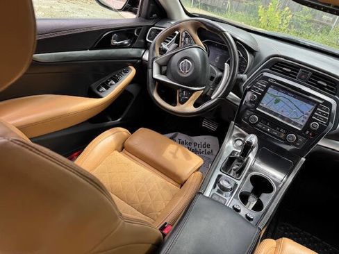 Used 2017 Nissan Maxima SR FWD image 24