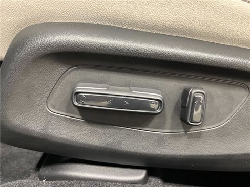 New 2026 Honda HR-V EX-L image 14