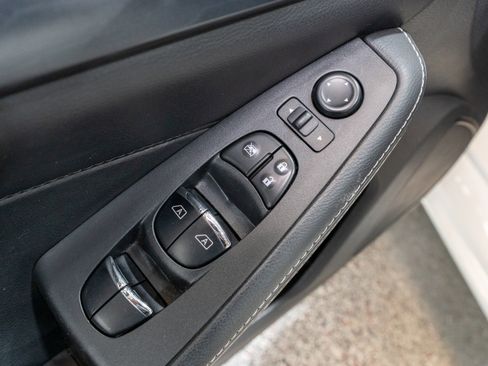 Used 2021 Nissan Maxima Platinum w/ Sport Mat Group FWD image 15