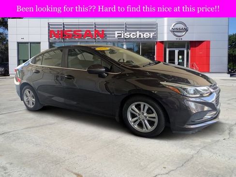 Used 2016 Chevrolet Cruze LT w/ Convenience Package FWD image 1